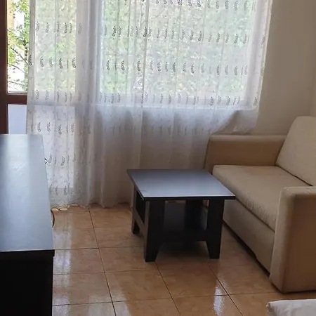 Casa de hóspedes Flora